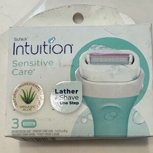 Schick intuition sensitive care cartridges (3)